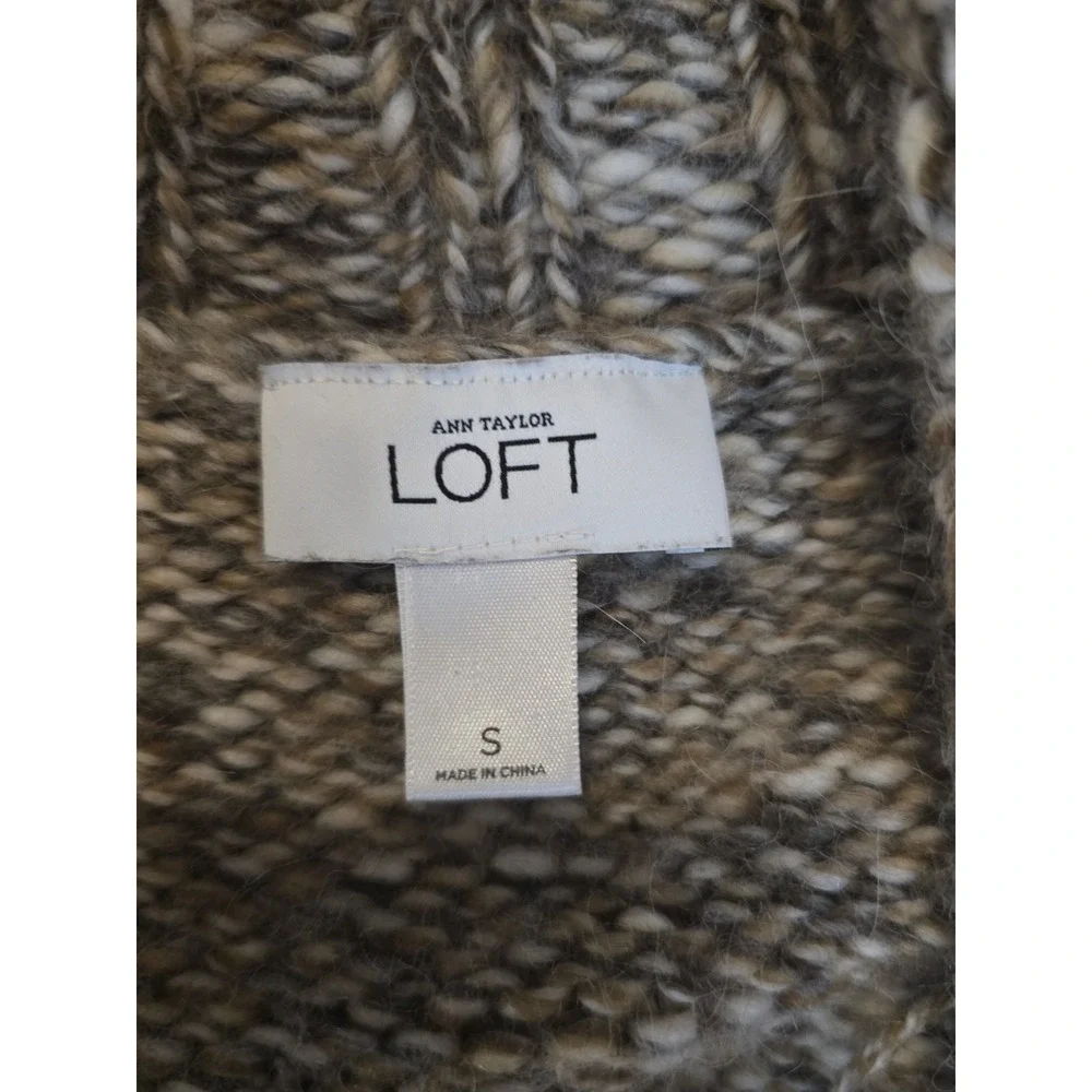 Loft ‎ Cardigan collar SZ Small Classic W/Belt Loops , 49% Wool